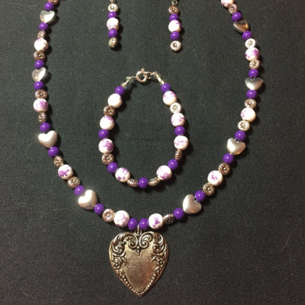Victorian Style Heart Purple White Jewelry Set